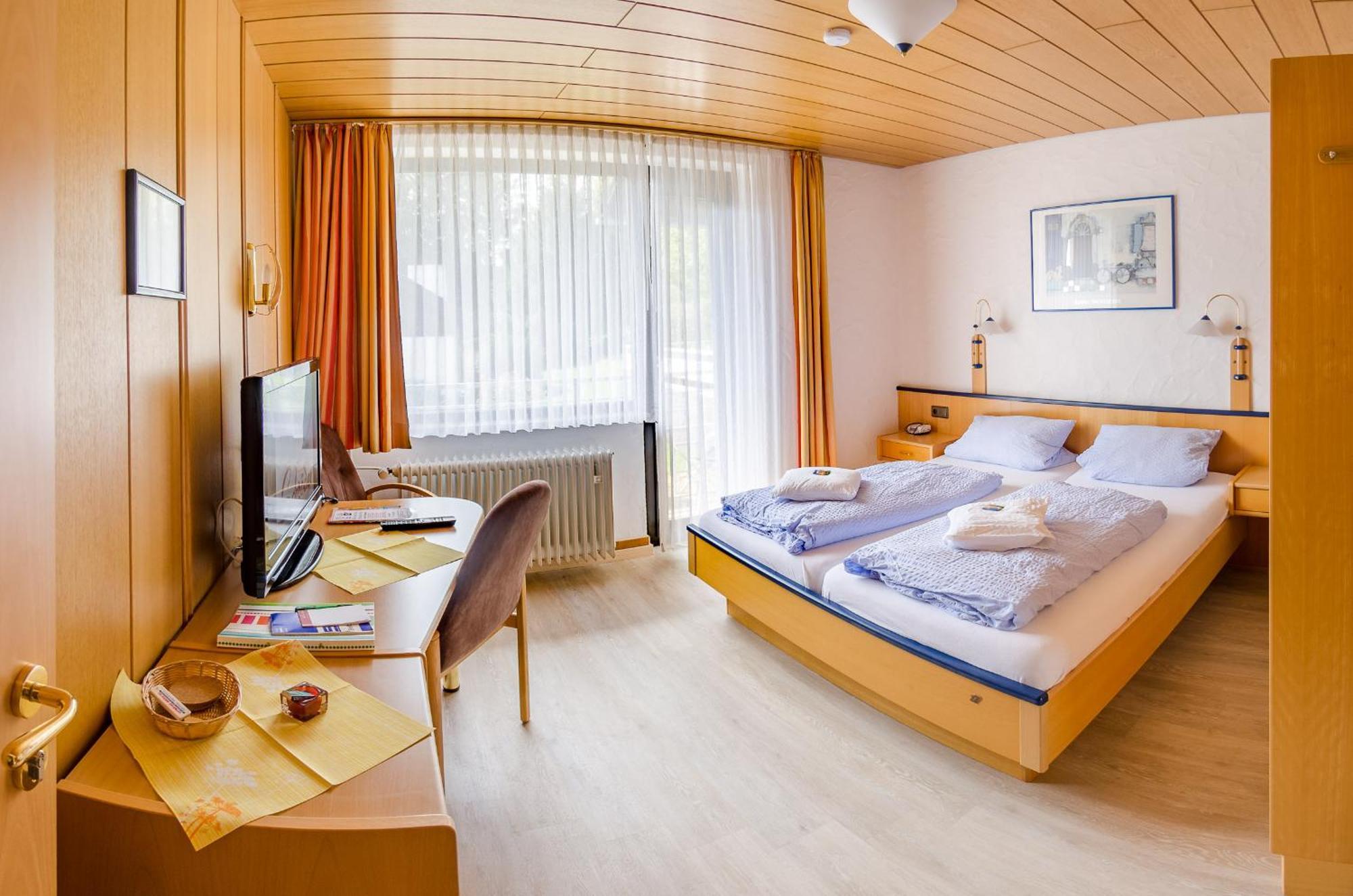 Hotelpension Schroeder 维林根 外观 照片